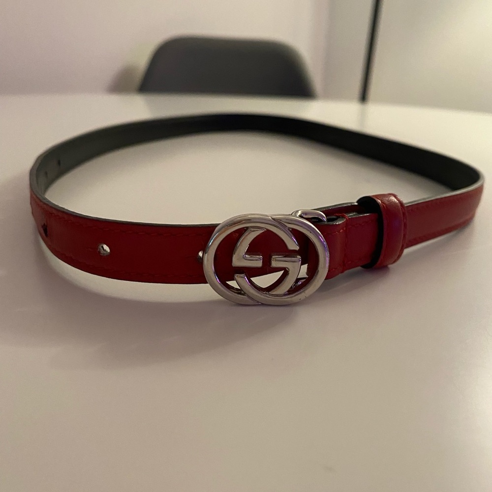 Gucci 100% authentic slim red belt